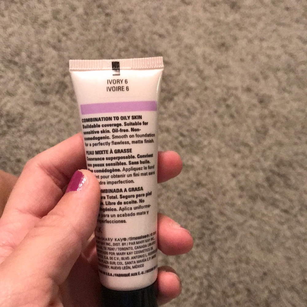 Mary Kay foundation - Picture 2 of 2